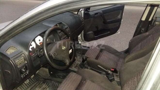 Opel Astra 1998, 305,000 km - 1.8 l - Bakı