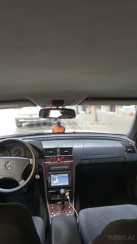 Mercedes C 200 1999, 131,000 km - 2.0 л - Bakı