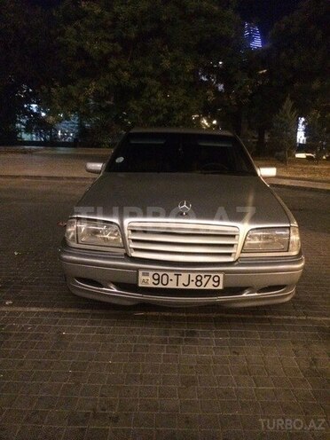 Mercedes C 230 1999, 239,300 km - 2.3 l - Bakı