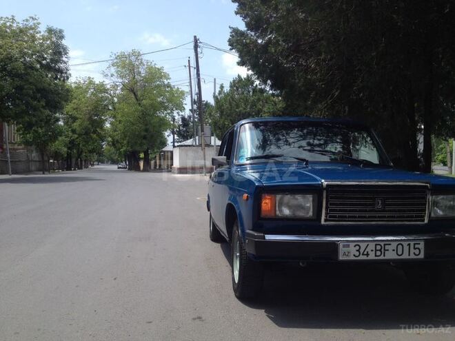 LADA (VAZ) 2107 2002, 130,000 km - 1.6 л - Qax