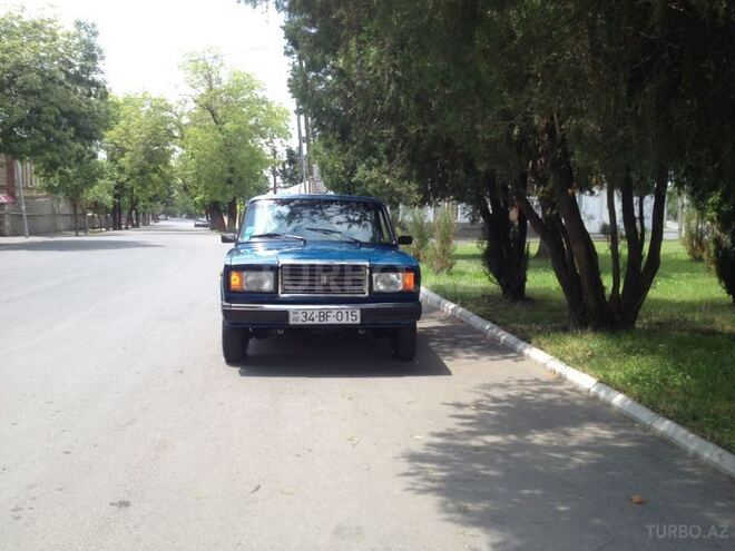 LADA (VAZ) 2107 2002, 130,000 km - 1.6 л - Qax