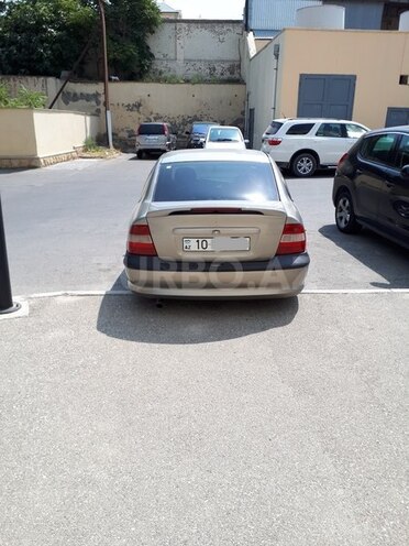Opel Vectra 1995, 210,965 km - 1.8 l - Bakı