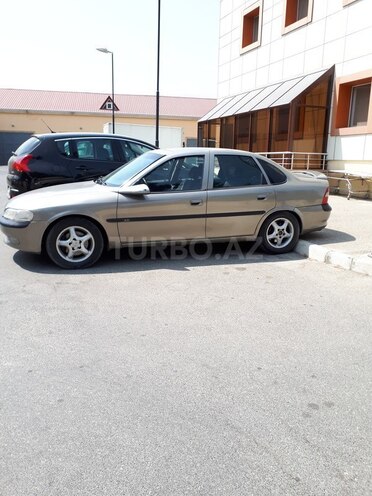 Opel Vectra 1995, 210,965 km - 1.8 l - Bakı