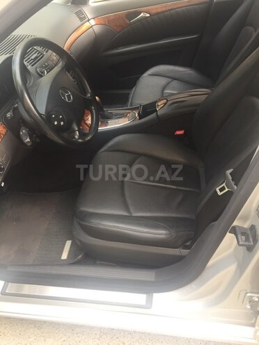 Mercedes E 240 2004, 197,000 km - 2.6 l - Bakı