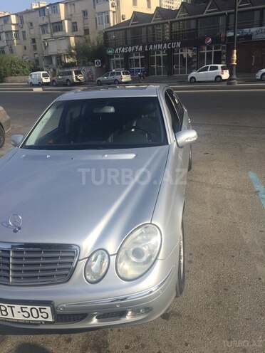 Mercedes E 240 2004, 197,000 km - 2.6 l - Bakı