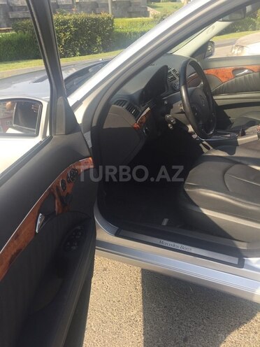 Mercedes E 240 2004, 197,000 km - 2.6 l - Bakı