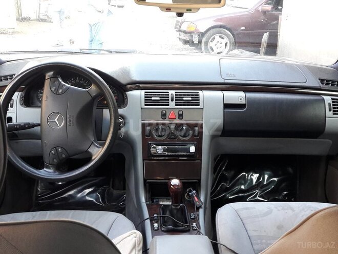 Mercedes E 200 1996, 400,123 km - 2.0 l - Bakı