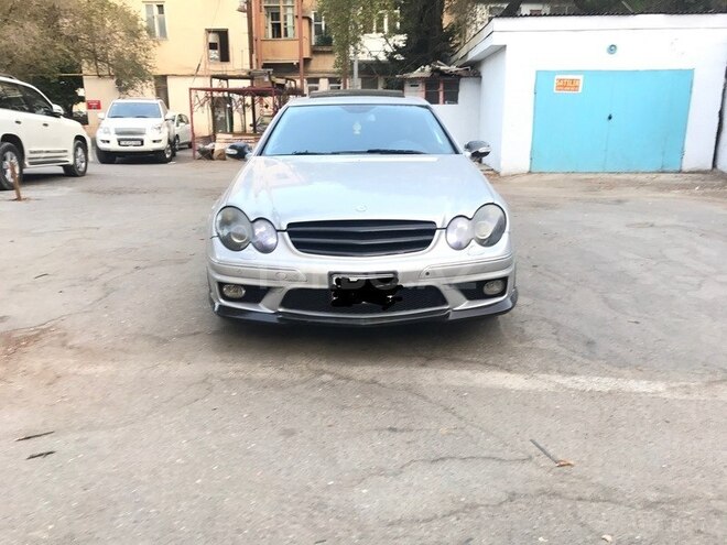 Mercedes CLK 320 2003, 159,000 km - 3.2 l - Bakı