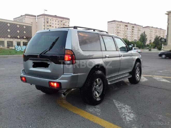 Mitsubishi Pajero 2000, 220,000 km - 2.5 л - Sumqayıt