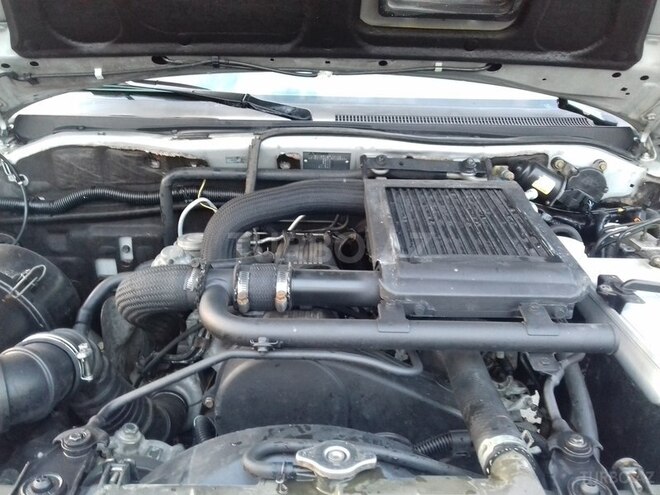 Mitsubishi Pajero 2000, 220,000 km - 2.5 л - Sumqayıt
