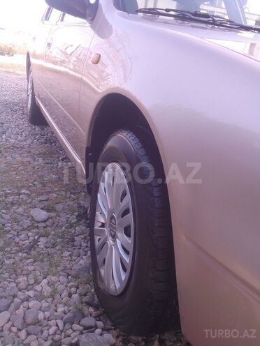 Nissan Sunny 1997, 183,246 km - 2.0 l - Bakı