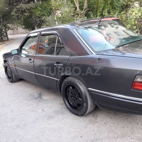 Mercedes E 200 1994, 400,000 km - 2.0 l - Bakı