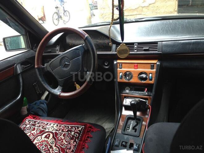 Mercedes E 200 1994, 400,000 km - 2.0 l - Bakı