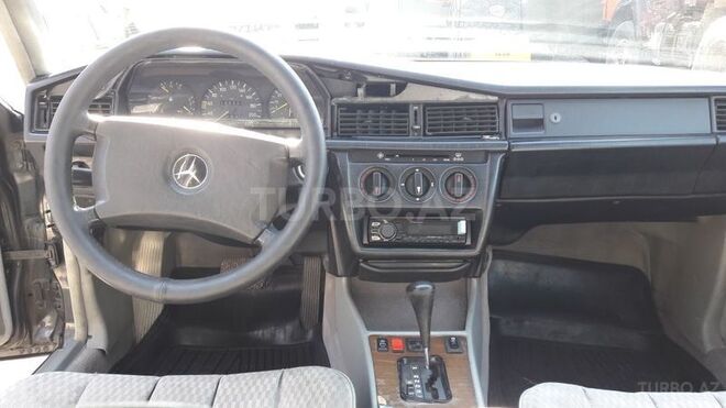 Mercedes 190 1990, 325,000 km - 2.0 l - Bakı