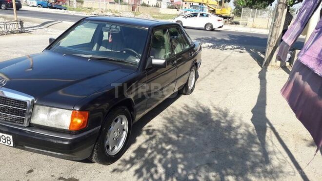 Mercedes 190 1990, 325,000 km - 2.0 l - Bakı
