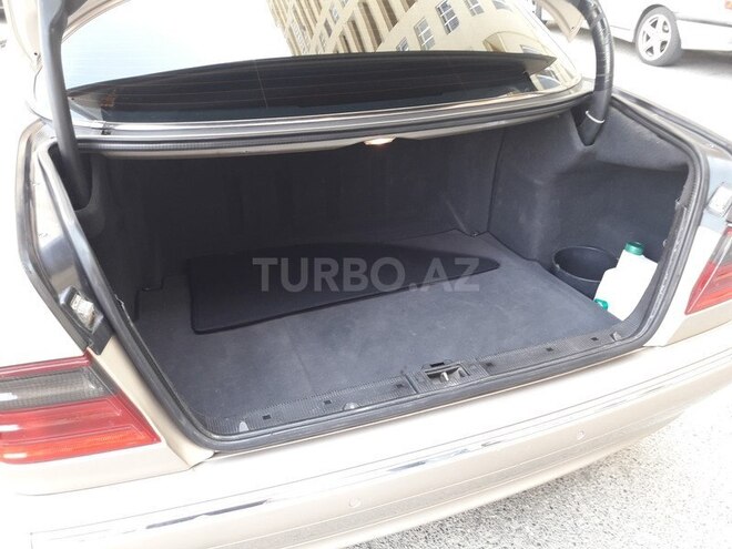 Mercedes E 240 2000, 355,000 km - 2.4 l - Bakı
