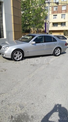 Mercedes E 220 2002, 360,000 km - 0.2 л - Sumqayıt