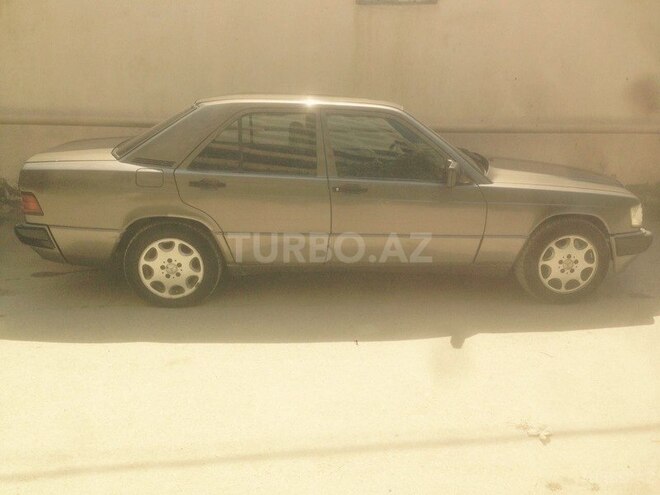 Mercedes 190 1992, 254,713 km - 1.8 l - Bakı