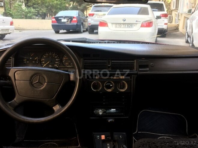 Mercedes 190 1992, 285,600 km - 2.0 l - Bakı
