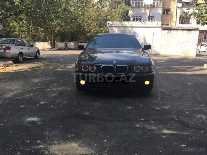 BMW 530 2001, 215,000 km - 3.0 l - Bakı