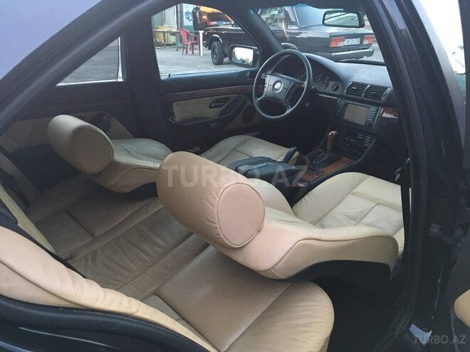 BMW 530 2001, 215,000 km - 3.0 l - Bakı
