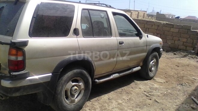 Nissan Pathfinder 1999, 180,000 km - 3.3 л - Sumqayıt