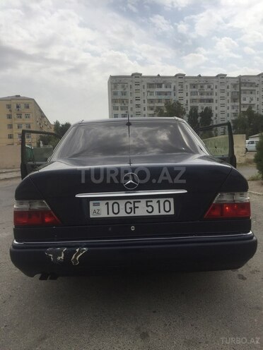 Mercedes E 280 1995, 250,377 km - 2.8 l - Bakı
