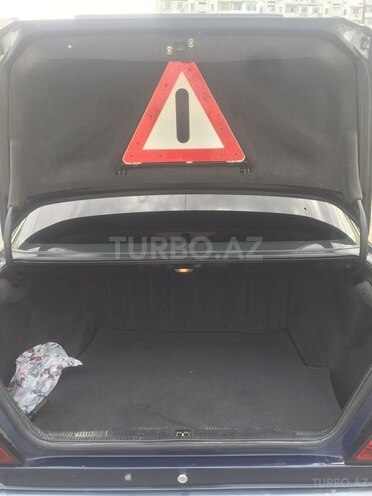 Mercedes E 280 1995, 250,377 km - 2.8 l - Bakı