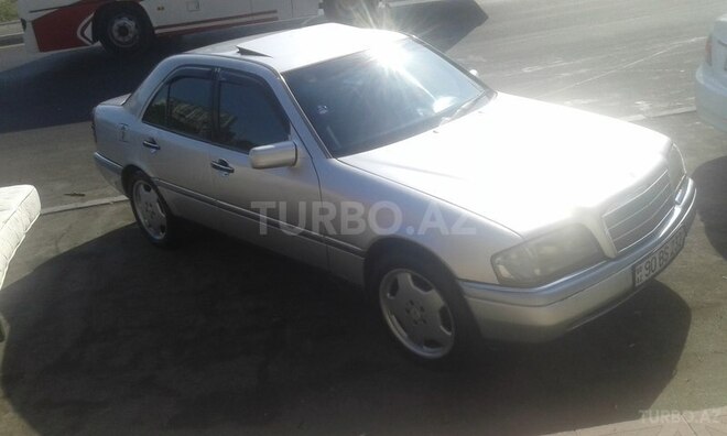 Mercedes C 220 1995, 2,421,352 km - 2.2 l - Bakı