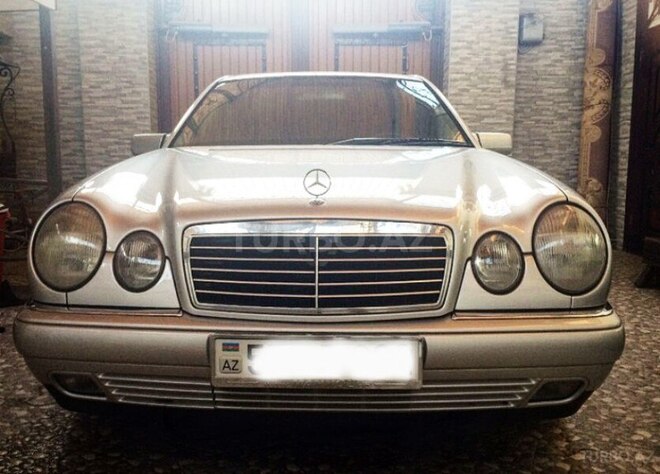 Mercedes E 200 1997, 316,000 km - 2.0 l - Bakı