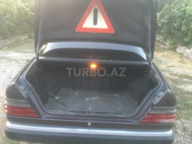 Mercedes E 200 1992, 345,000 km - 2.0 l - Kürdəmir