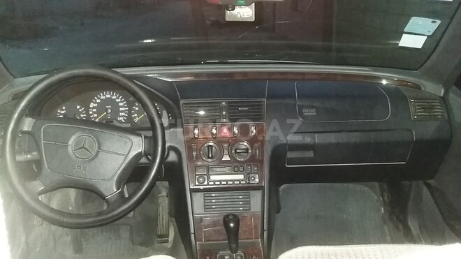 Mercedes C 180 1995, 355,000 km - 1.8 l - Bakı