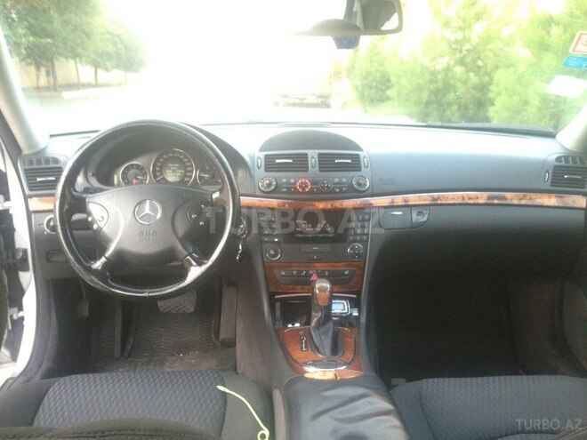 Mercedes E 270 2002, 278,000 km - 2.7 л - Gəncə