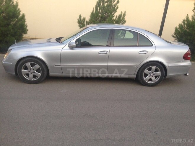 Mercedes E 270 2002, 278,000 km - 2.7 л - Gəncə