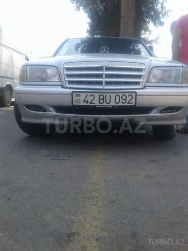 Mercedes C 200 1996, 390,000 km - 2.0 л - Bakı