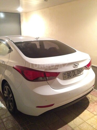 Hyundai Elantra 2015, 62,000 km - 1.8 l - Bakı