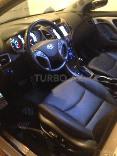 Hyundai Elantra 2015, 62,000 km - 1.8 l - Bakı