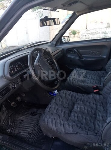 LADA (VAZ) 2115 2002, 178,300 km - 1.6 l - Qusar