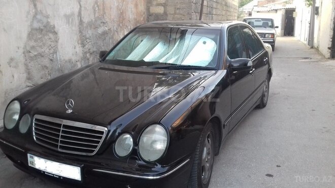 Mercedes E 240 2000, 216,000 km - 2.6 л - Bakı