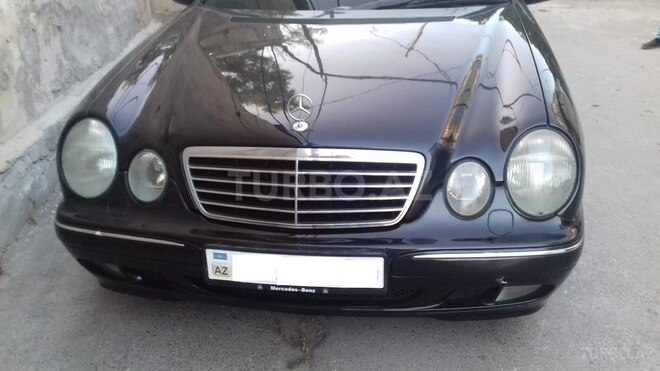 Mercedes E 240 2000, 216,000 km - 2.6 л - Bakı