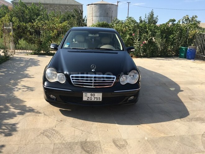 Mercedes C 240 2004, 238,009 km - 2.6 л - Bakı