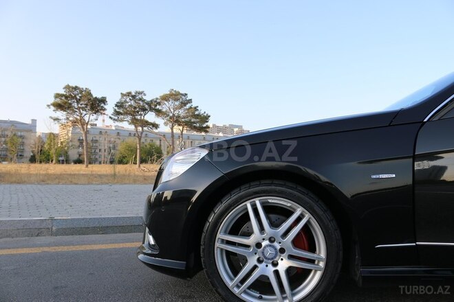 Mercedes E 350 2010, 105,000 km - 3.5 l - Bakı