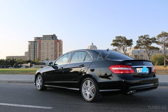 Mercedes E 350 2010, 105,000 km - 3.5 l - Bakı