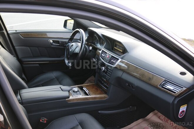 Mercedes E 350 2010, 105,000 km - 3.5 l - Bakı
