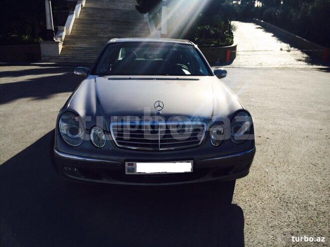 Mercedes E 320 2003, 195,000 km - 3.2 l - Bakı