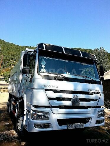 HOWO Sinotruk 2013, 150,000 km - 10.0 l - Şəki