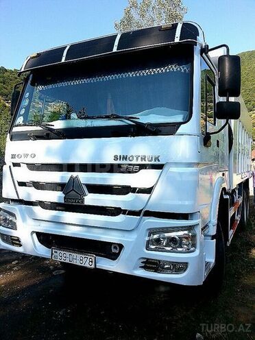 HOWO Sinotruk 2013, 150,000 km - 10.0 l - Şəki