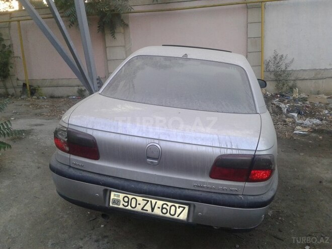 Opel Omega 1999, 300,000 km - 2.0 l - Bakı