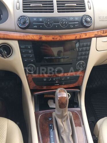 Mercedes E 240 2005, 160,000 km - 2.6 l - Bakı
