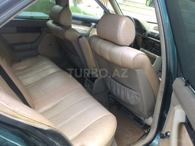 BMW 520 1992, 310,000 km - 2.0 l - Bakı